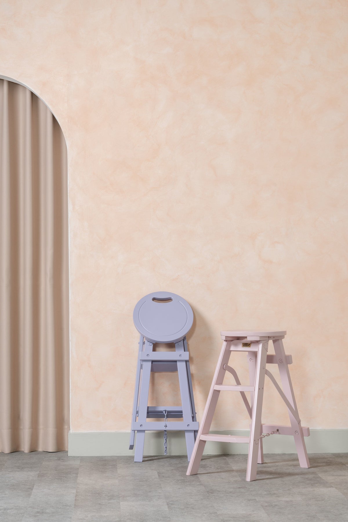 Bravo Step Ladder - Folding Step Ladder - Larkwood Furniture