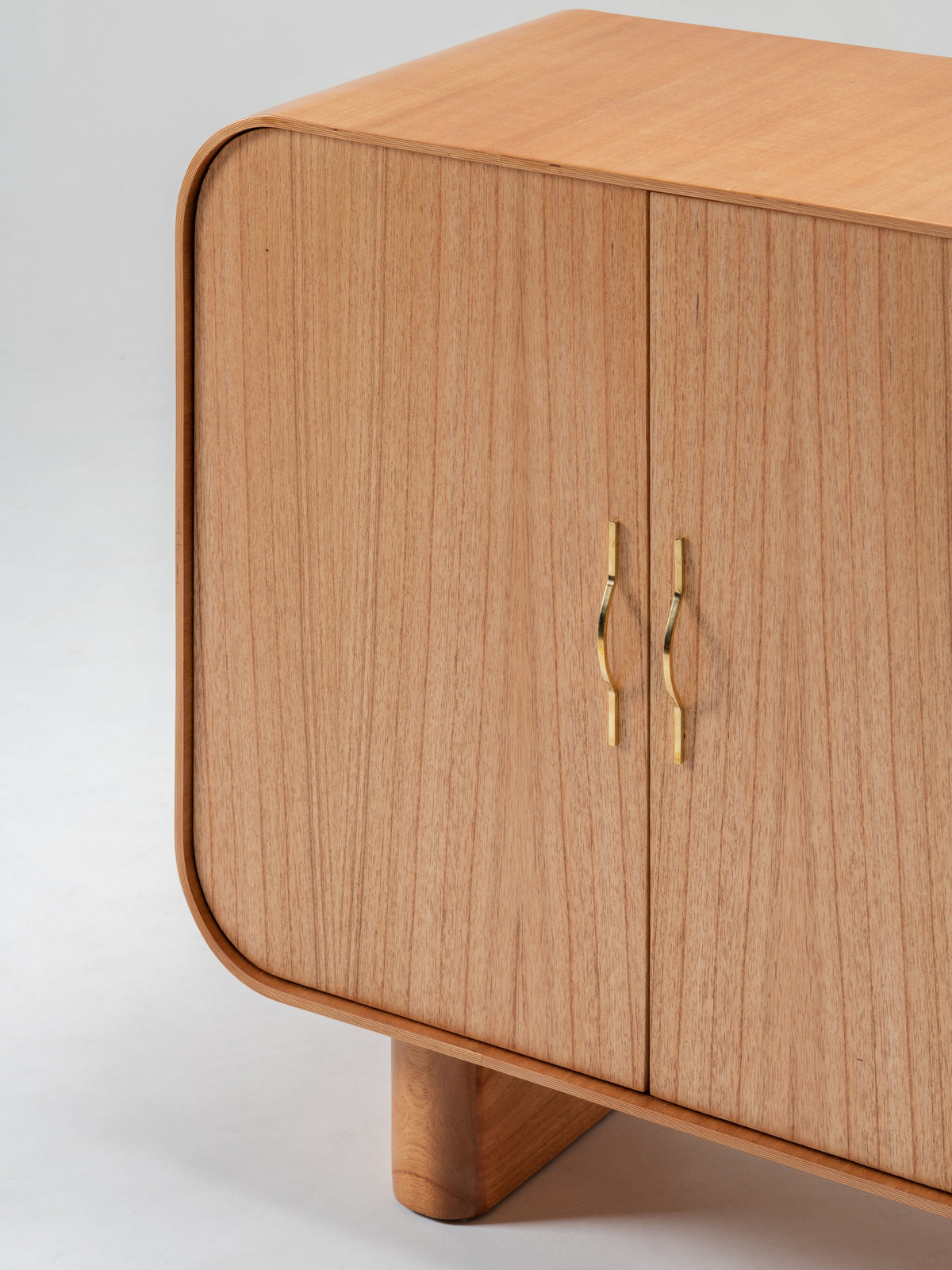 Marguerite Storage Console