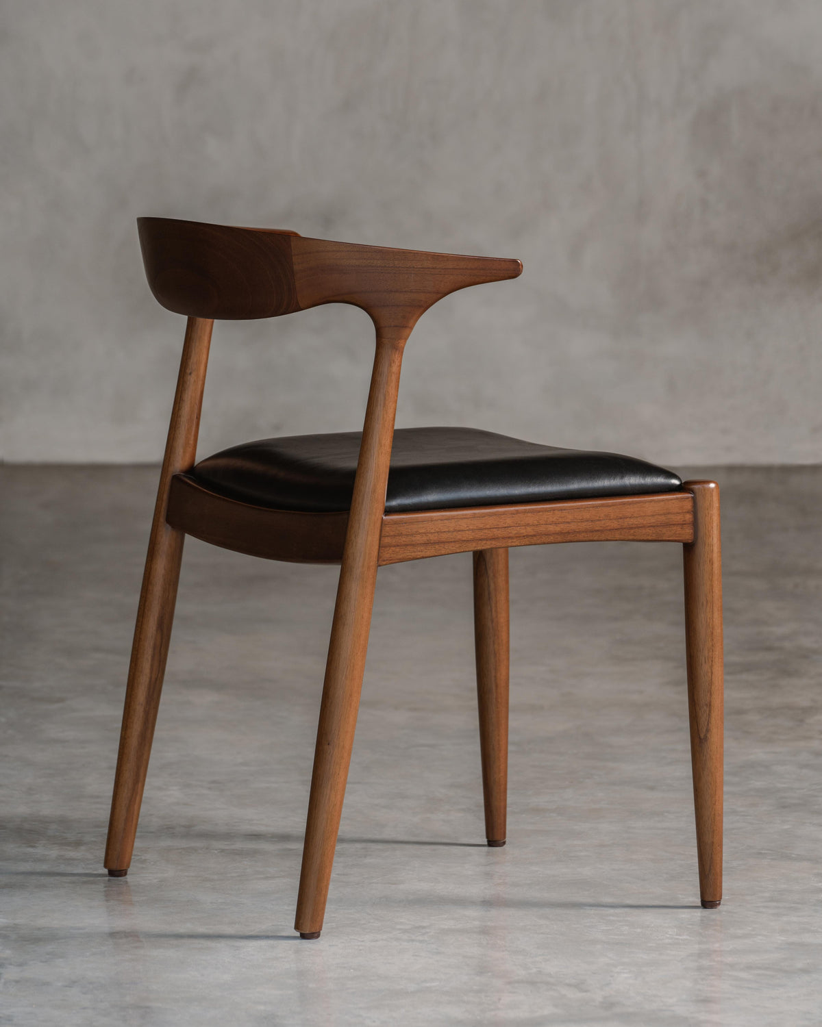 black leather dining chair
